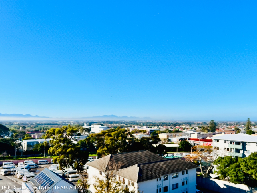 2 Bedroom Property for Sale in Wynberg Western Cape